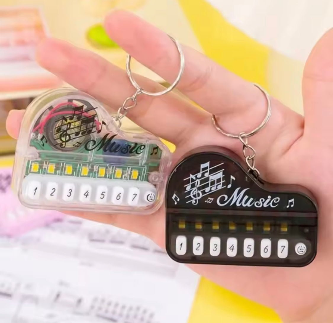 Mini Piano Keychain✨